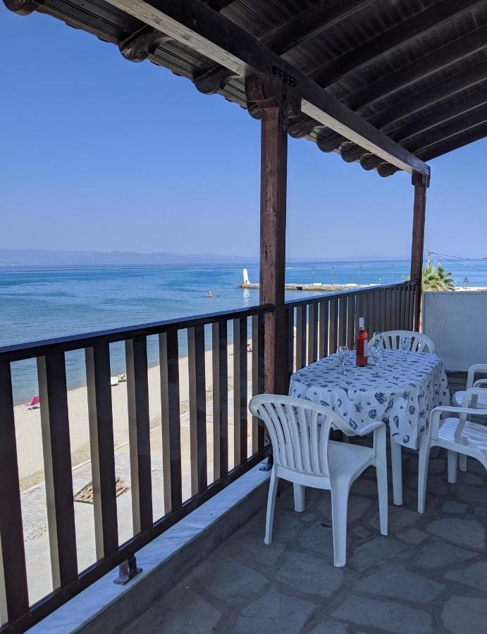 Seafront Apartment Πευκοχώρι Εξωτερικό φωτογραφία