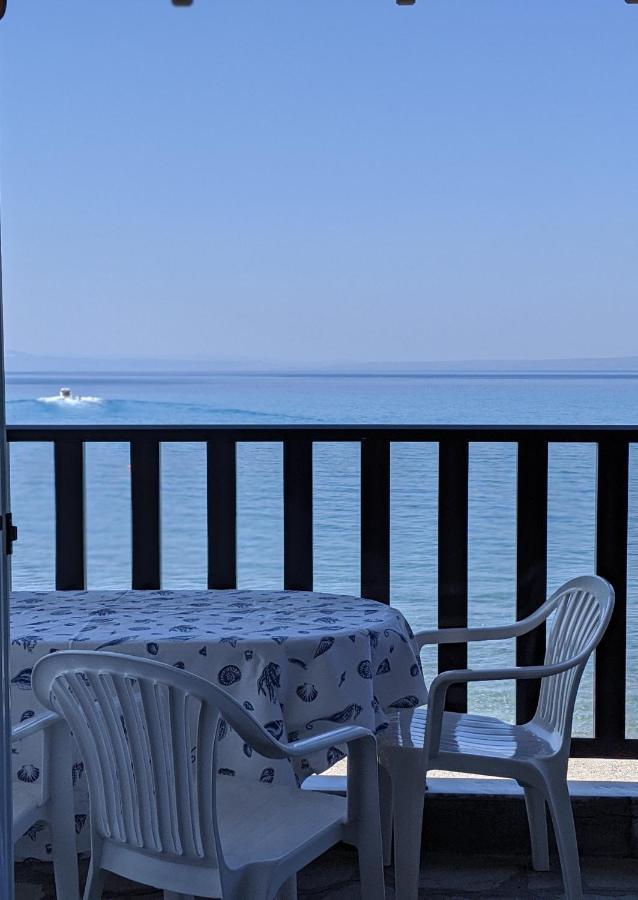 Seafront Apartment Πευκοχώρι Εξωτερικό φωτογραφία